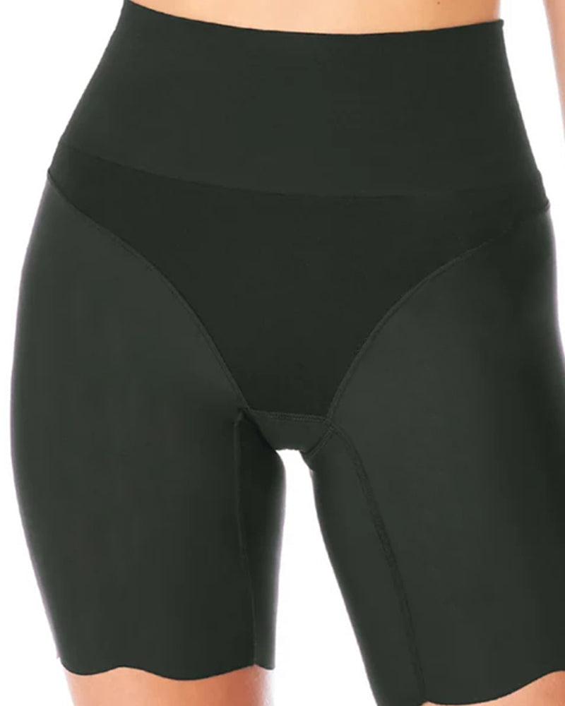 Shaping shorts that slim Zaprada's waist.