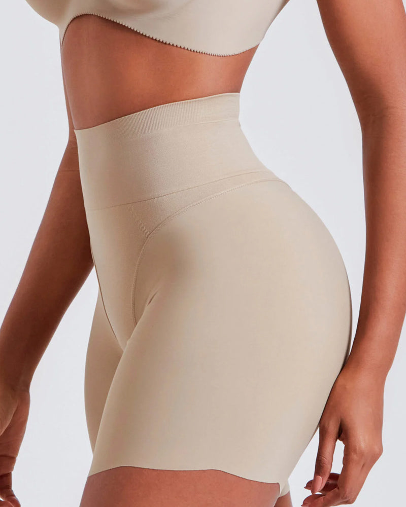 Shaping shorts that slim Zaprada's waist.