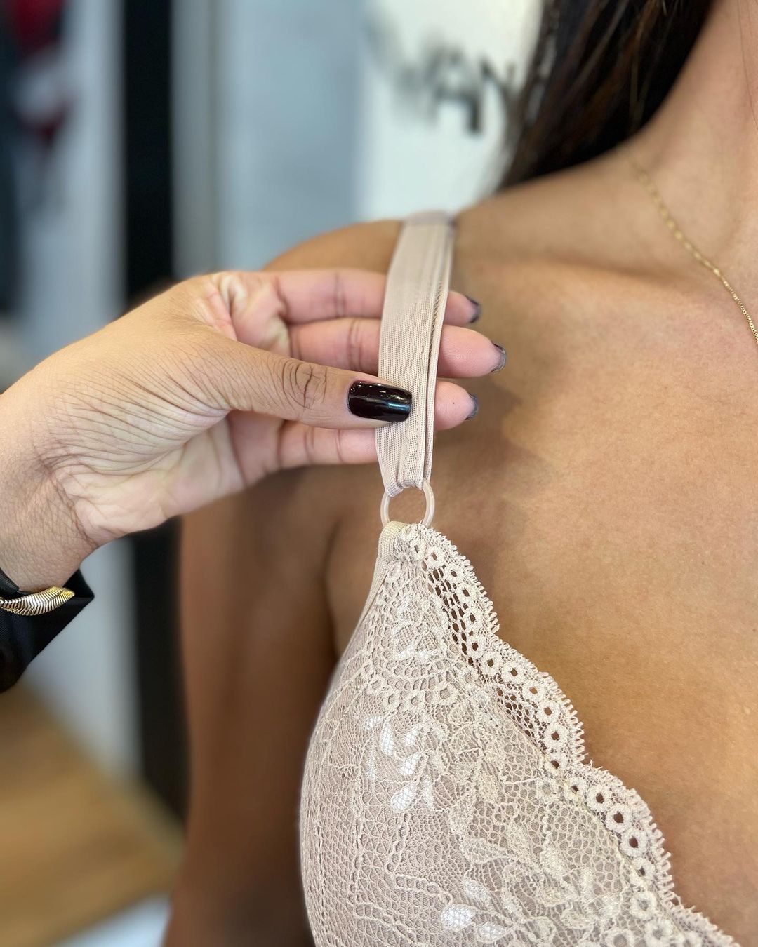 "Sostén Push Up Aumentador con Encaje - Diseño Moldeador para Mujer"