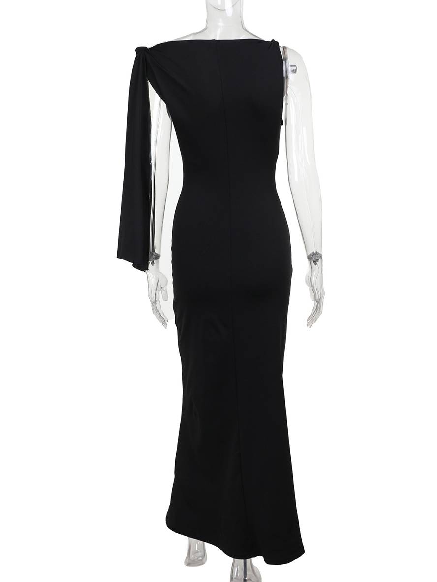 Zaprada long, form-fitting, one-shoulder, sleeveless, elegant evening dress for women