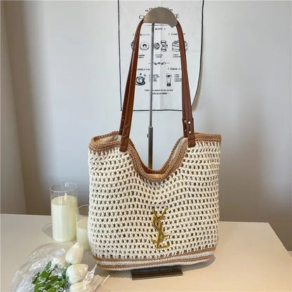 JAMIE SHOPPING IM RAFFIA